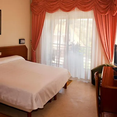Olimpo Hotel 4*